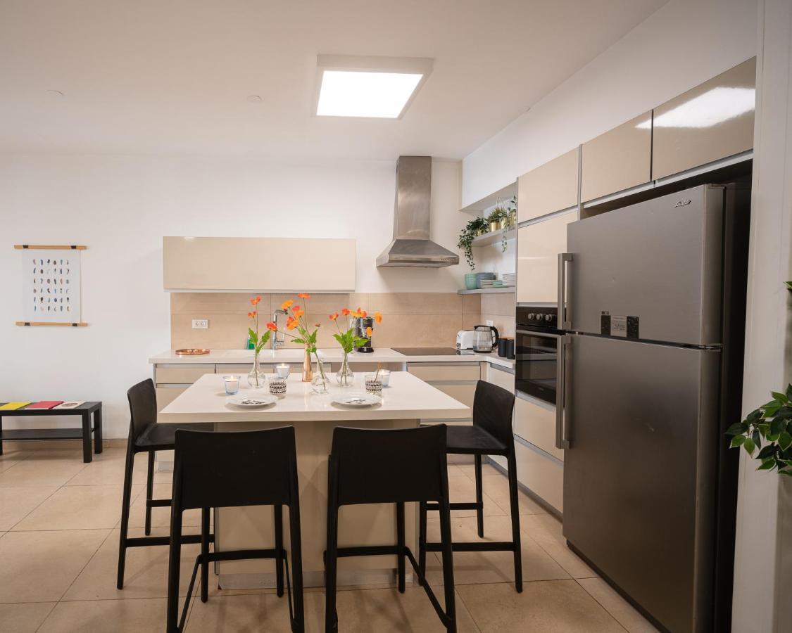 Harav Kuk Luxury Apartment By Nimi Group Йерусалим Екстериор снимка